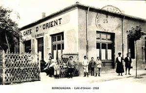 2074- Berrouaghia - Cafe d'Orient - 1918